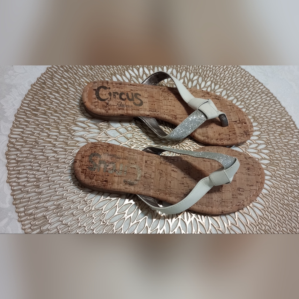 Circus- Sandals - Picture 6 of 8